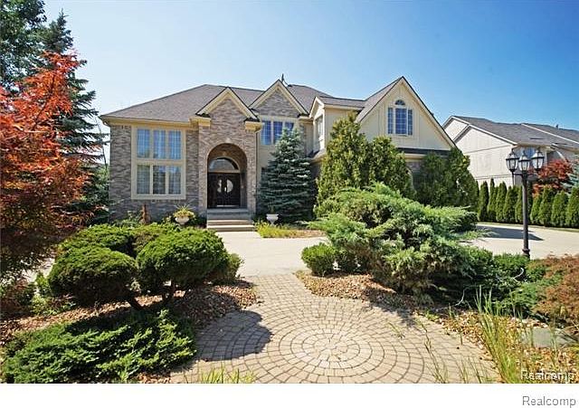 1st image of 6442 Golden Ln