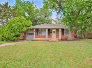 2037 Downing St, Village, OK 73120