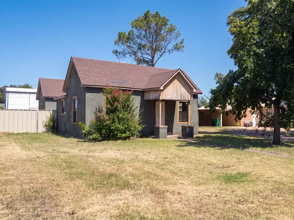 606 N Cedar St, Seymour, TX 76380