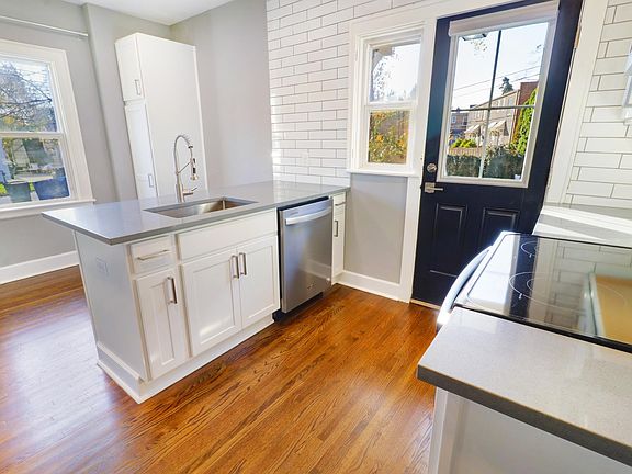 4th image of 1289 Thornwood Pl #1289