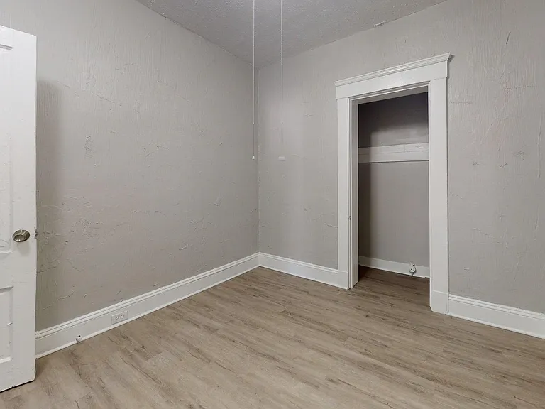 8111 Madison Ave — Photo 26
