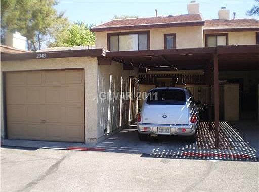 2nd image of 2343 Pickwick Dr