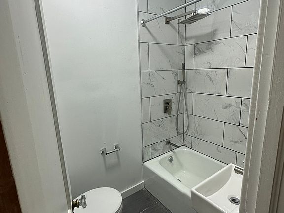 3rd image of 685 Washington Ave #1