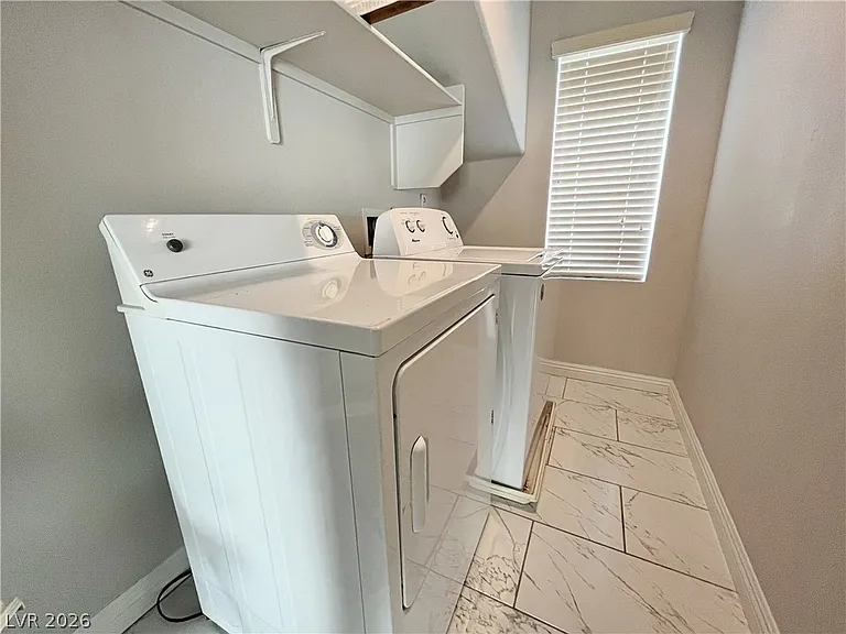 1627 Bamboo Rain Ave — Photo 19
