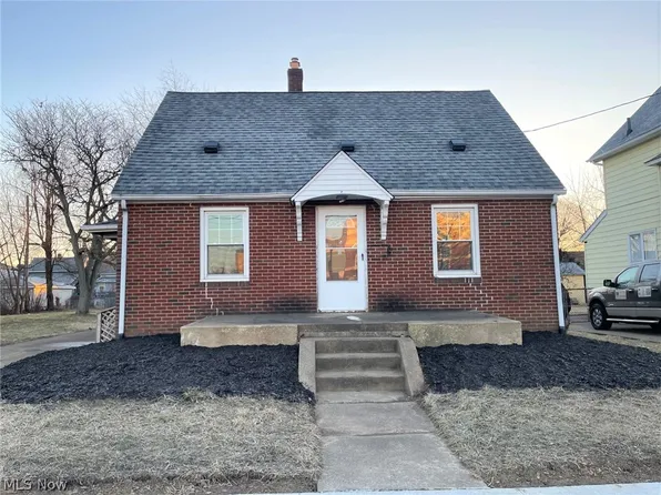 230 Arlington Ave SW, Canton, OH 44706