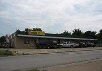 1st image of 105 N Brazos Ave