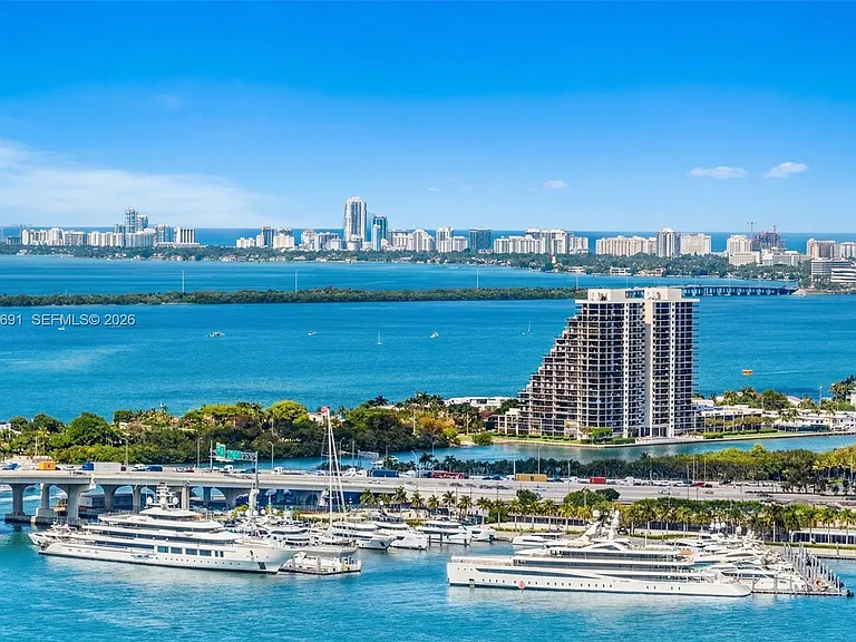 244 Biscayne Blvd #3702 — Photo 18