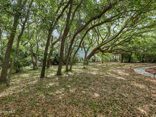 214 Assembly Way Avenue, Kure Beach, NC 28449
