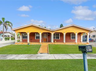 30323 SW 152nd Pl, Homestead, FL 33033