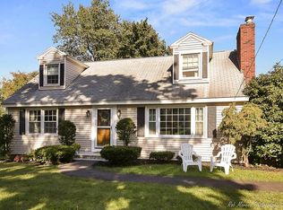 168 Luce St, Lowell, MA 01852