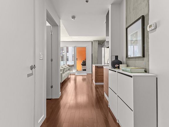3rd image of 90 Rue Prince #503
