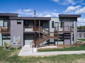 60 Beryl Ave