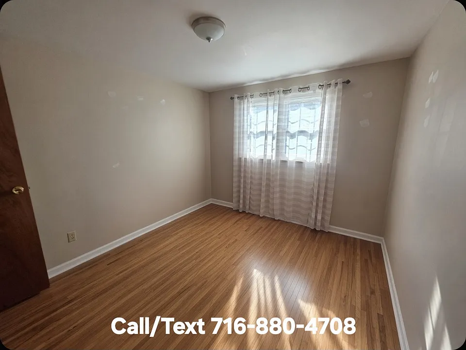 14 Ferndale Dr