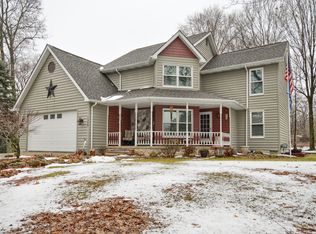 1329 Maple Grove Rd, Lapeer, MI 48446