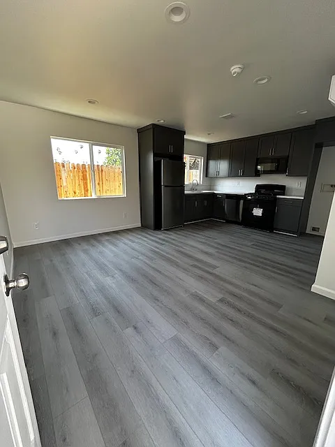 1 bed, 489 sqft, $1,500 — Photo 3