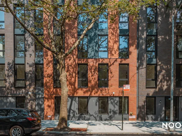 445 Vanderbilt Avenue image 16 of 16