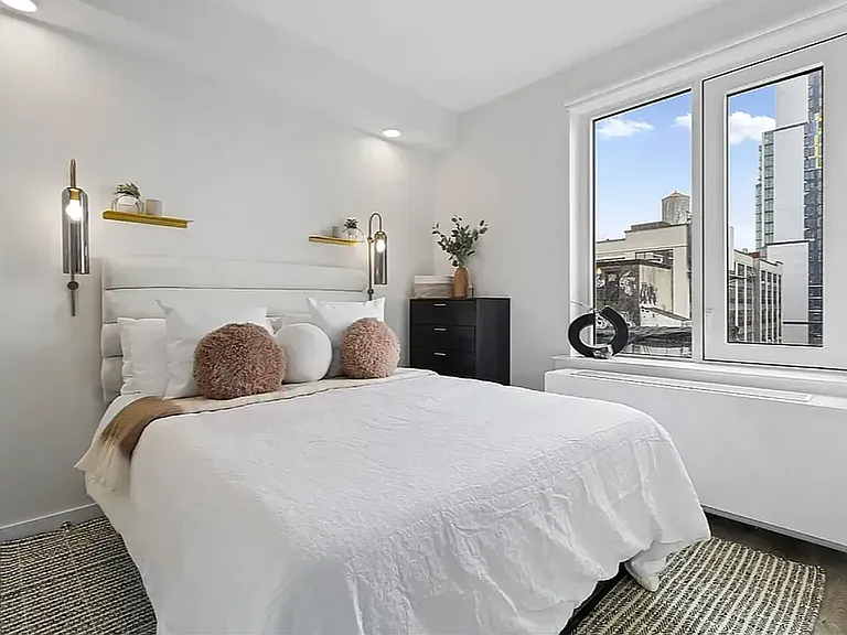 2455 3rd Ave #8D — Photo 7