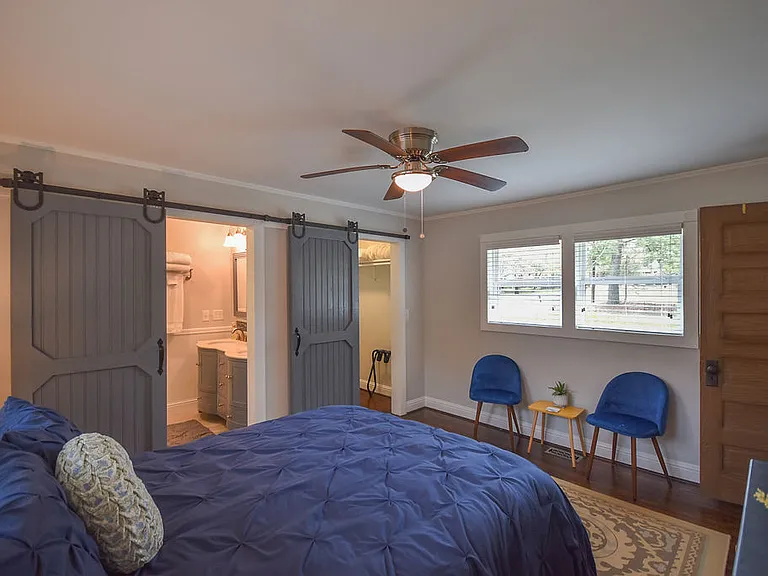 1490 N Ridge St — Photo 13
