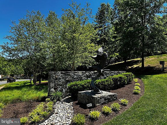 3rd image of 16667 Danridge Manor Dr
