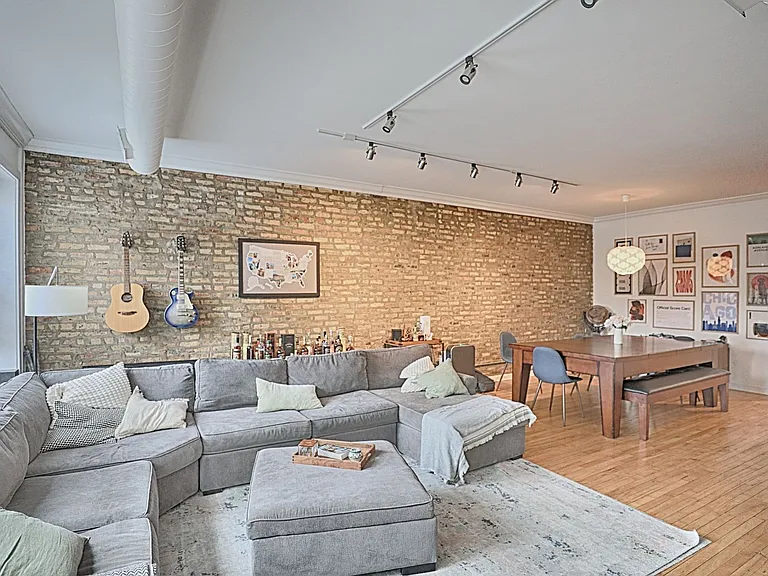1121-23 N Ashland Ave #1123-2F — Photo 5