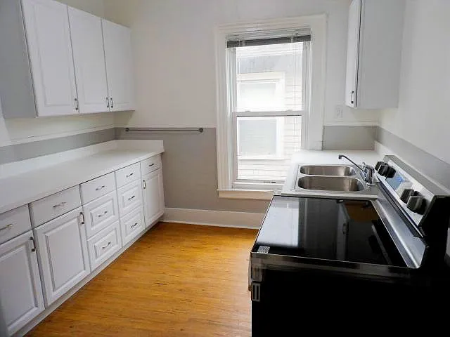739 Elmwood Ave #2R — Photo 10