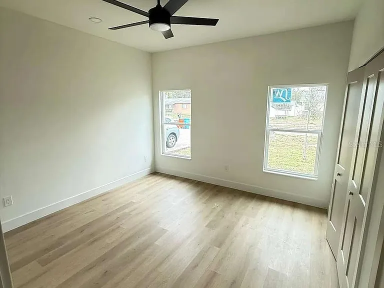 13277 Center Ave — Photo 11