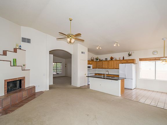 2nd image of 9066 N Safflower Ln