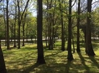 200A Bagatelle Rd, Melville, NY 11747