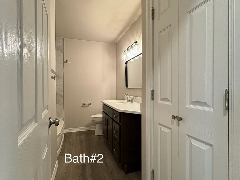 204 James Ct — Photo 22