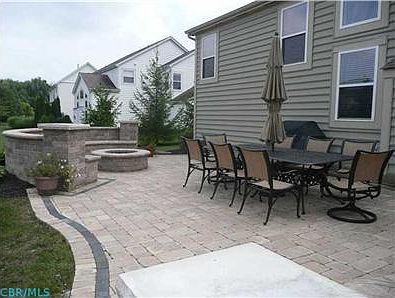 3rd image of 6618 Weston Cir E