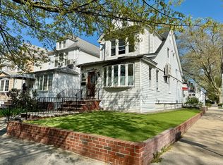 89-02 69th Ave, Forest Hills, NY 11375
