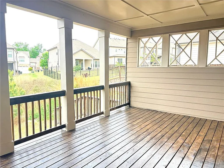 2418 Ivy Meadow Ln — Photo 12