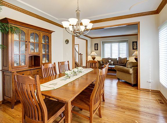 5th image of 8949 Clifton Ave