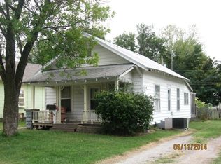 122 E 22nd St, Pittsburg, KS 66762
