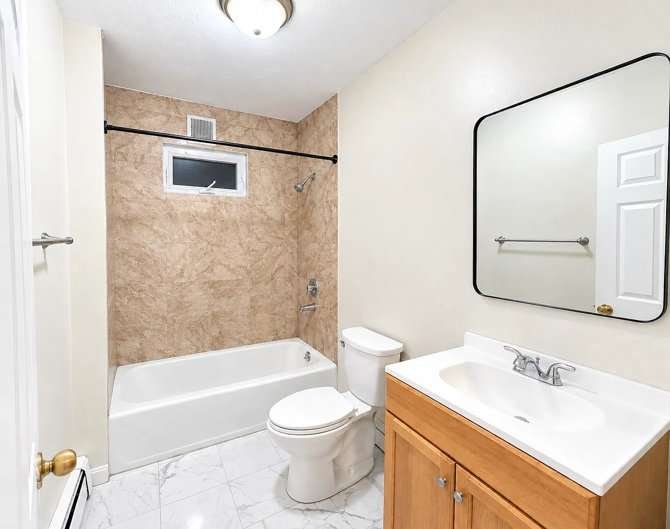 2 bed, 1148 sqft, $1,700 — Photo 1