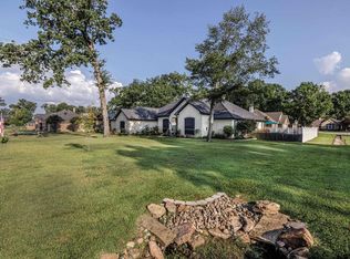 106 Graham Ln, Bullard, TX 75757