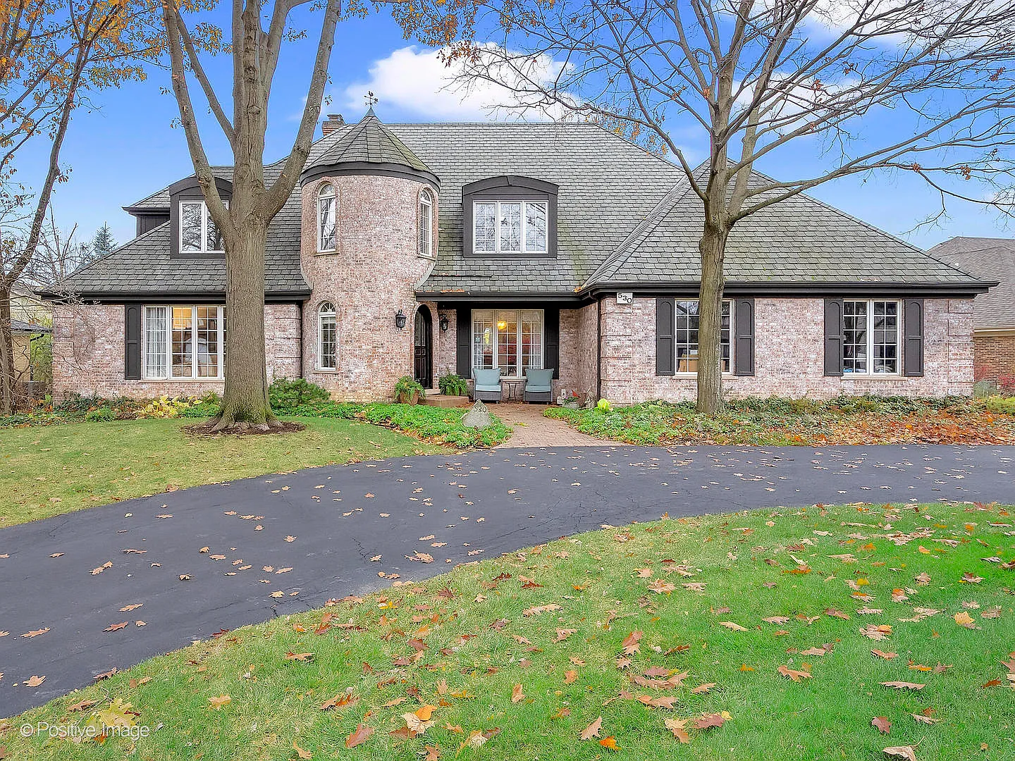530 Forest Mews Dr photo 1