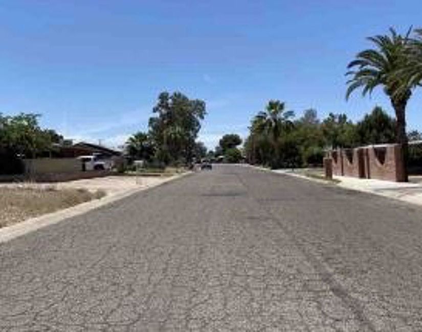 2nd image of 6525 E Calle Herculo