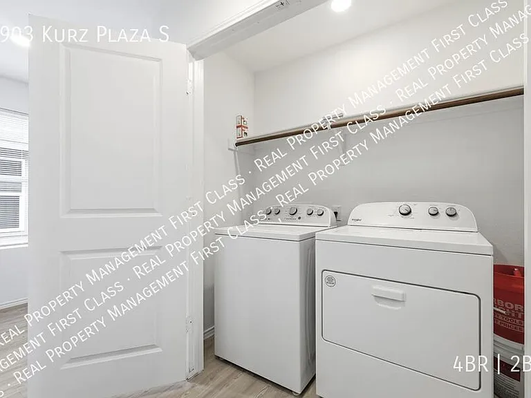 3903 Kurz Plz — Photo 19