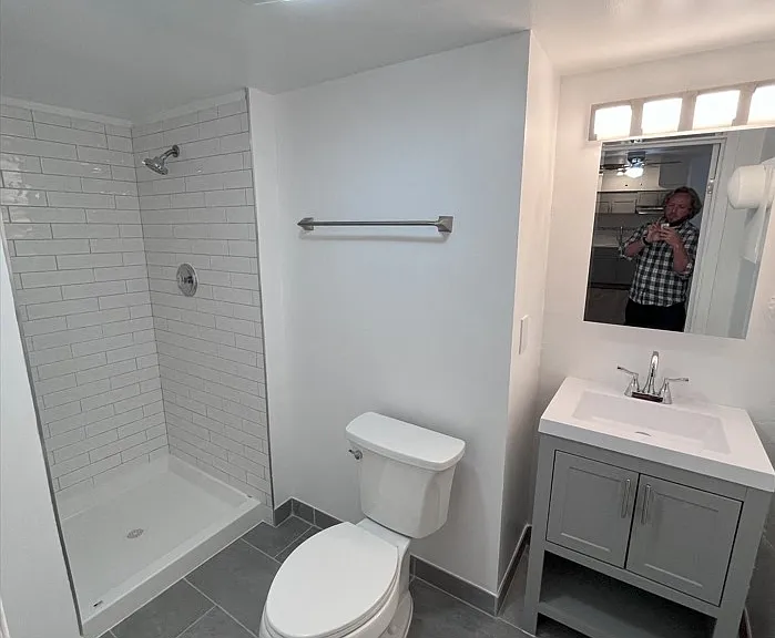 5726 N. Winthrop — Photo 40