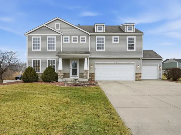 10843 Hillcrest Ln, Dyer, IN 46311