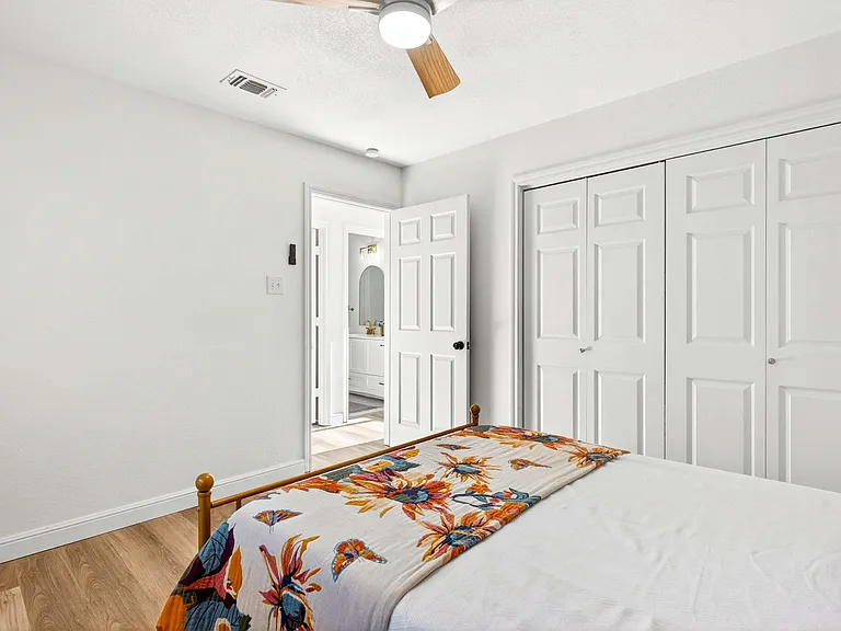 9568 Houston Hill Rd — Photo 18