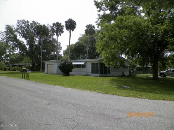 100 Hoover Ln, Satsuma, FL 32189