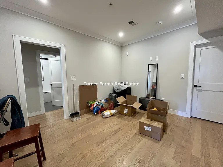 161 Allston St #3R — Photo 8