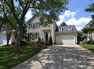 3621 Selwyn Farms Ln, Charlotte, NC 28209