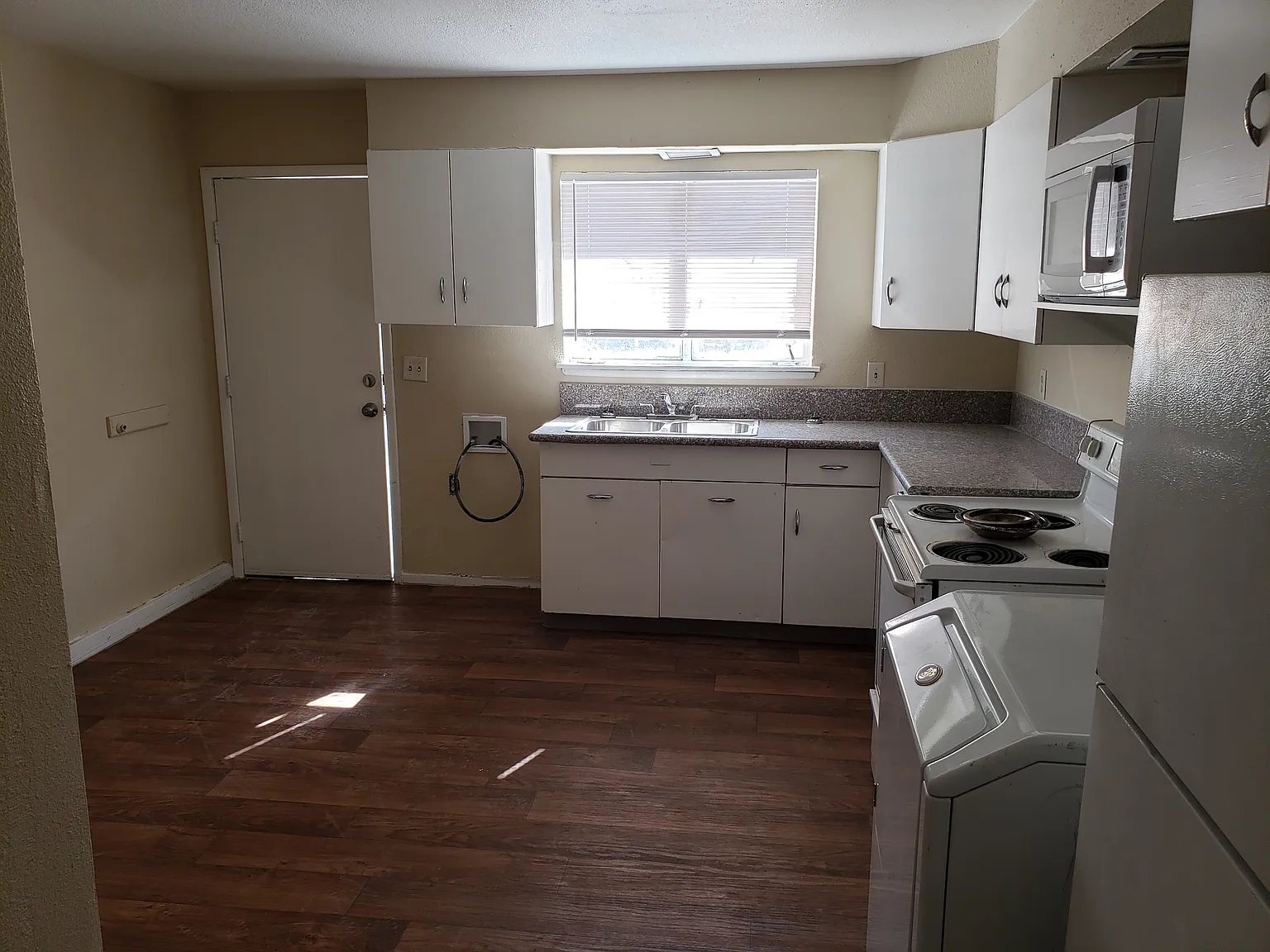2 Bedroom Duplex — Photo 1