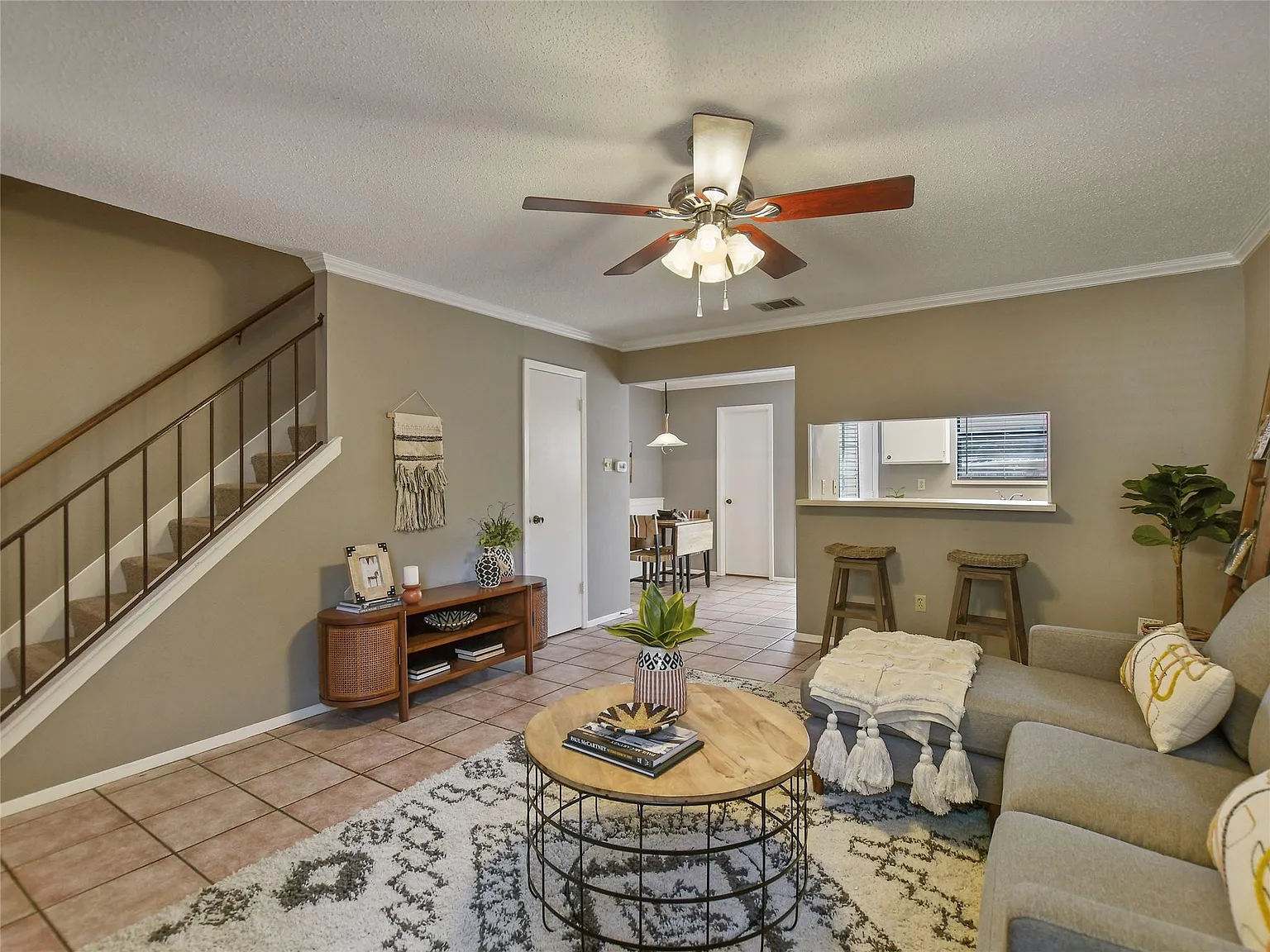 2 bed, 1.5 bath, 968 sqft, $1,500 — Photo 4