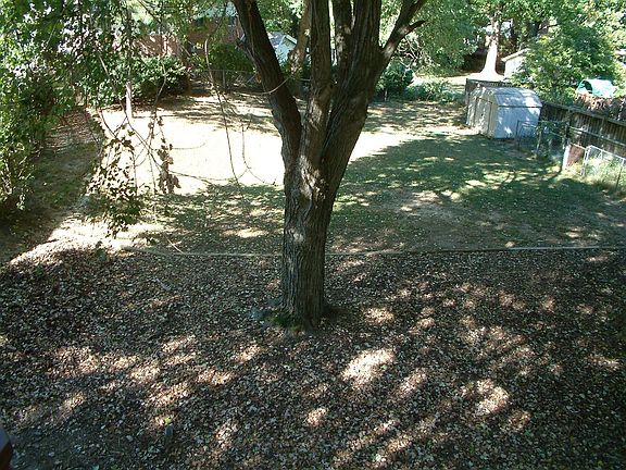 2nd image of 4228 Linden St