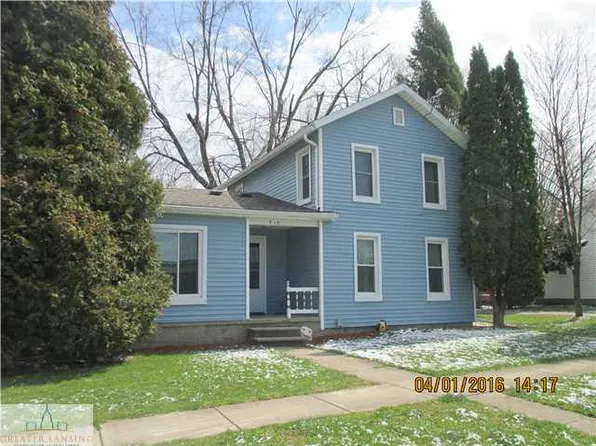 715 Jackson St, Eaton Rapids, MI 48827