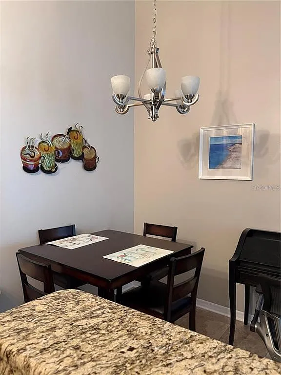 2 bed, 2.0 bath, 899 sqft, $2,095 — Photo 4